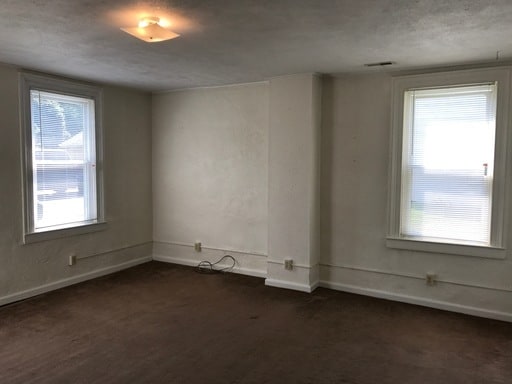 Photo - 202 S Ash St