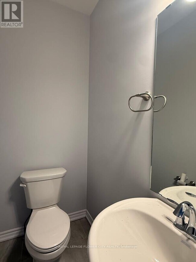 Photo - 5672 Dorchester Rd