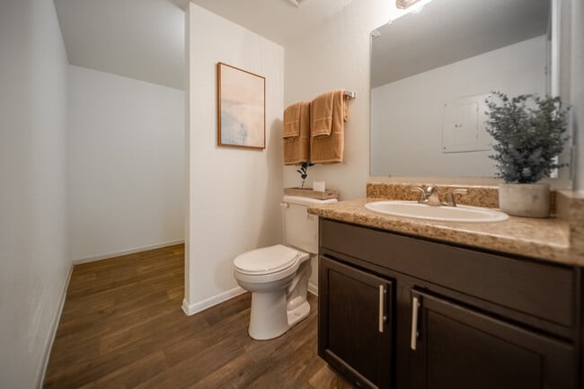 Country Club Terrace Apartments