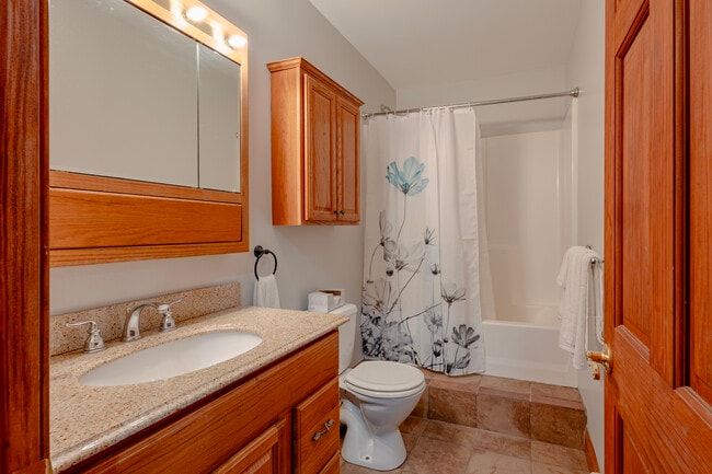 Photo - 386 Leroux Rd