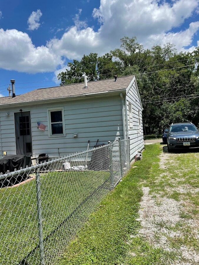 Photo - 634 SE 28th St House