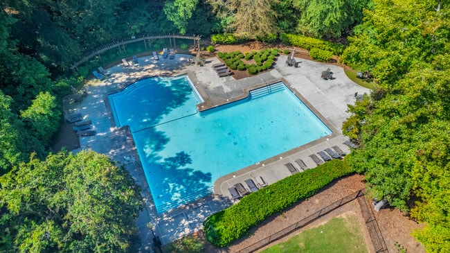 Photo - 1940 Bentbrooke Trail