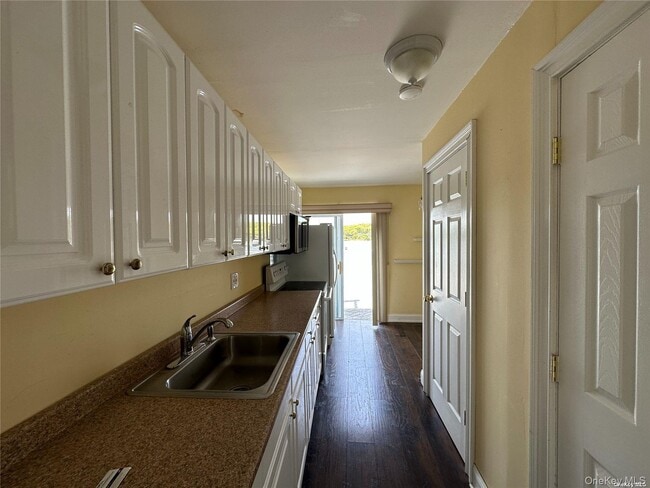 Photo - 193 Woodbine Ave Unit C
