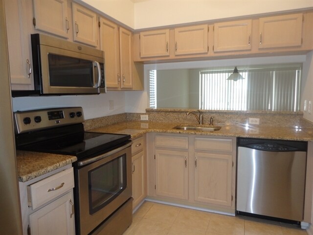 Photo - 11802 Lark Song Loop