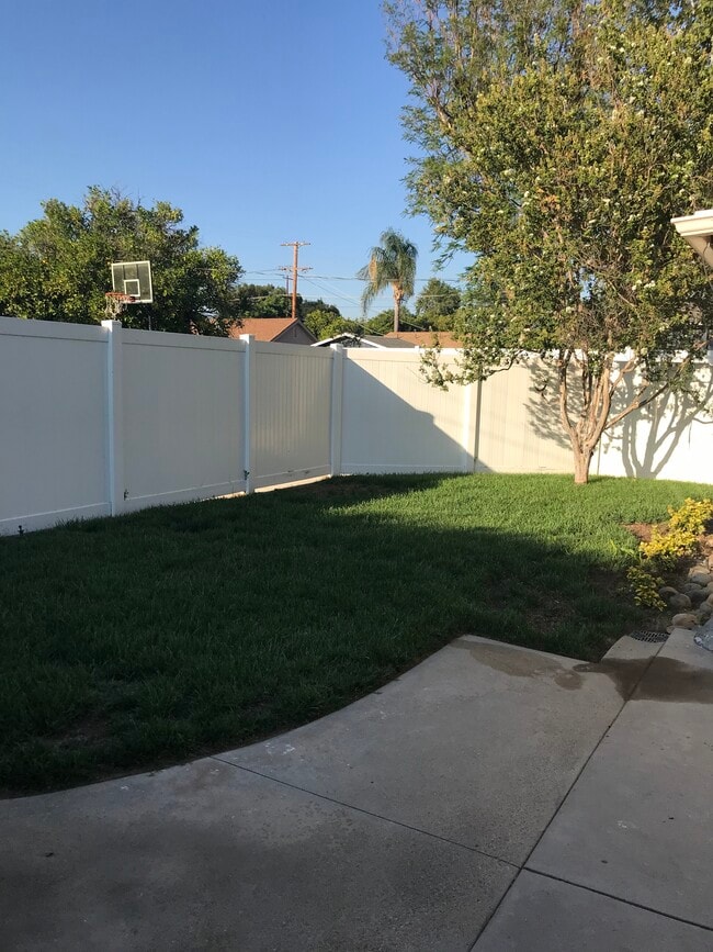 Private yard - 17531 Tribune St