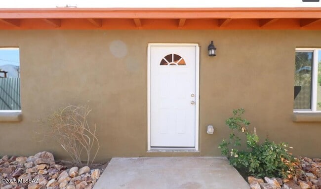 Photo - 202 W Laguna St