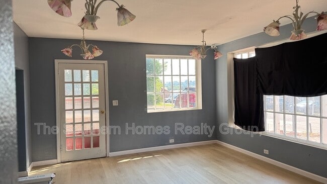 405 N High St