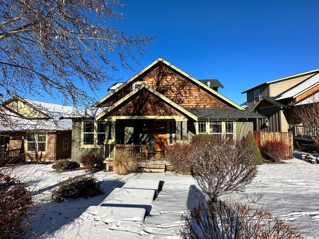 Photo - SPACIOUS SINGLE FAMILY HOME LOCATED IN SW REDMOND!