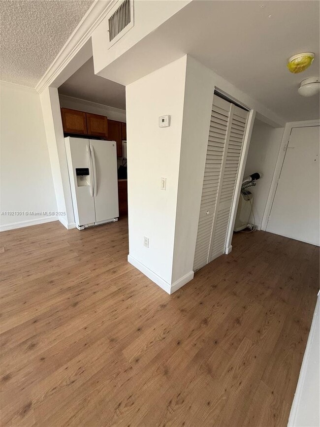 Photo - 2025 NE 164th St Unit 218