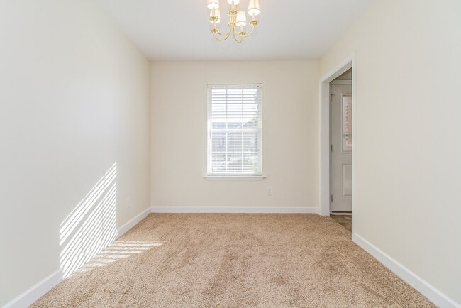 2009 Liberty Dr