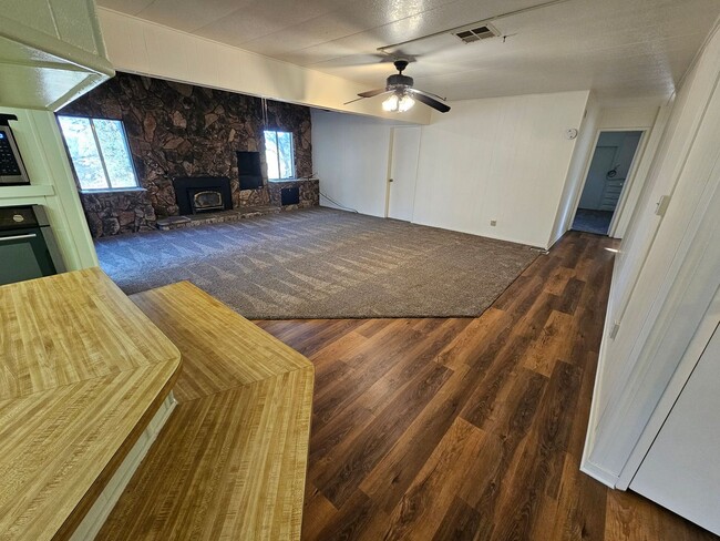 Photo - Spacious Home in the Country!