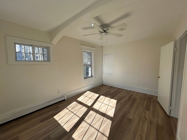 Photo - 3011 Oxford St Unit C