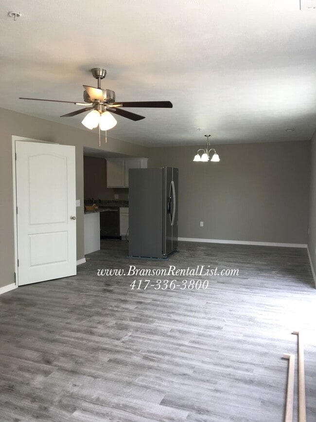 Photo - 3BR with 1 Car Garage - DUPLEX