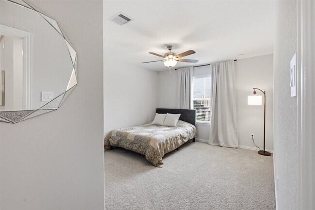 Photo - 168 Skybranch Dr