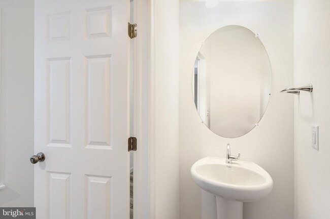 Photo - 7841 Briarwood Dr