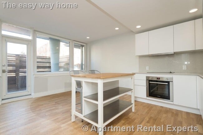 324 Harvard St Unit 334 Harvard Street