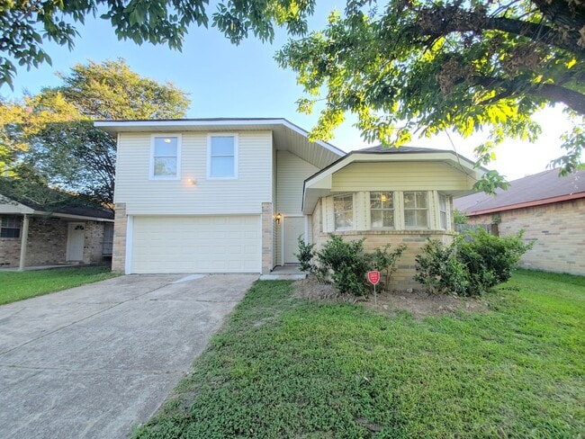 Photo - 15215 Peachmeadow Ln House