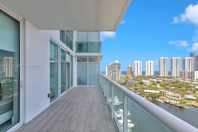 Building Photo - 400 Sunny Isles Blvd Unit 1903