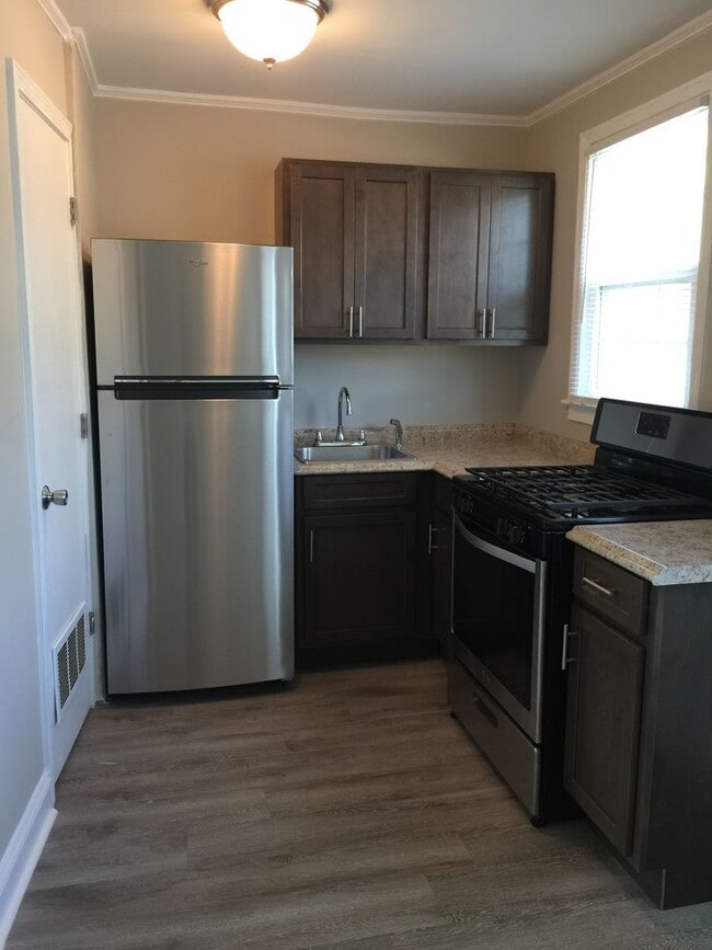 Photo - Lone Oak Villas