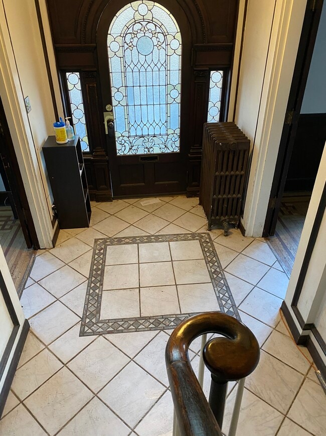 Photo - 5262 Beeler St