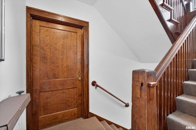 Photo - 318 W Columbia Ave