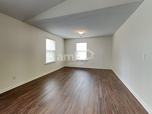 Photo - 222 Waxberry Ct