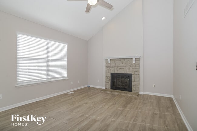 1106 Park Dr