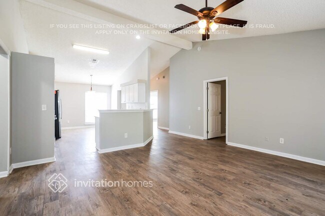 Photo - 1736 Northglen Cir