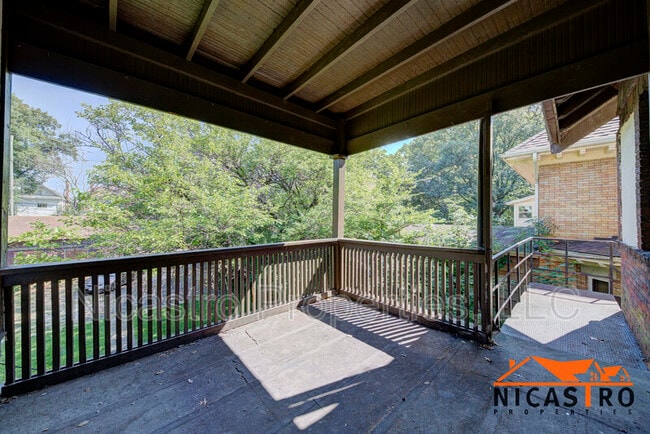 Photo - 202 Frambes Ave