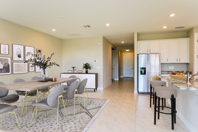 Photo - 603 Vinca Rosea