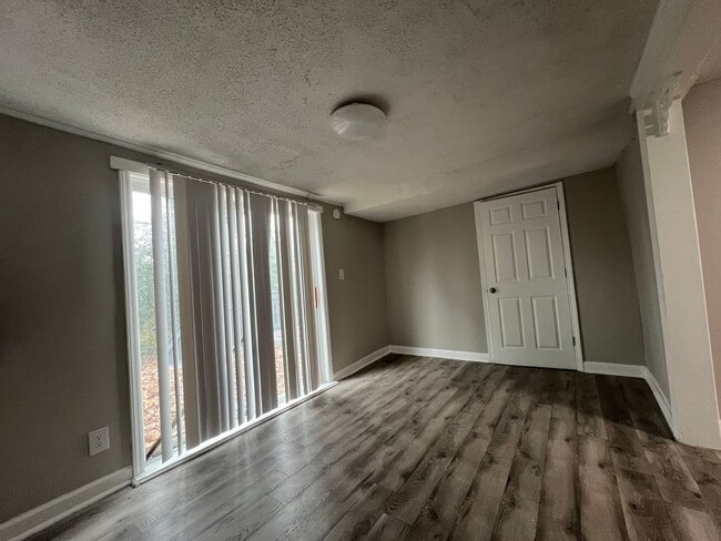 Photo - Move-in Ready!