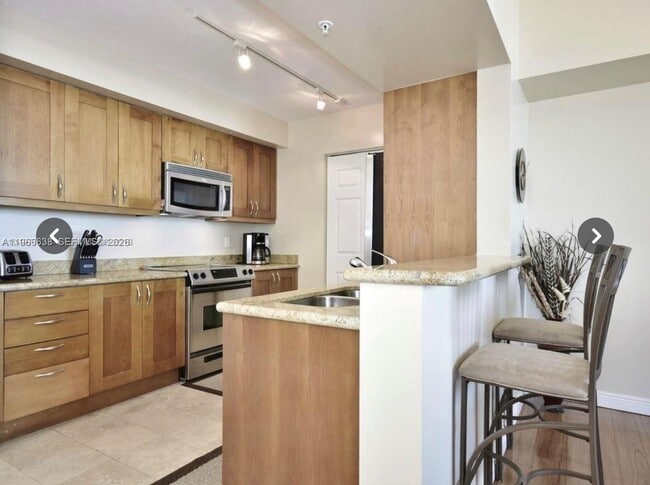 Photo - 1755 E Hallandale Beach Blvd Unidad 2505E
