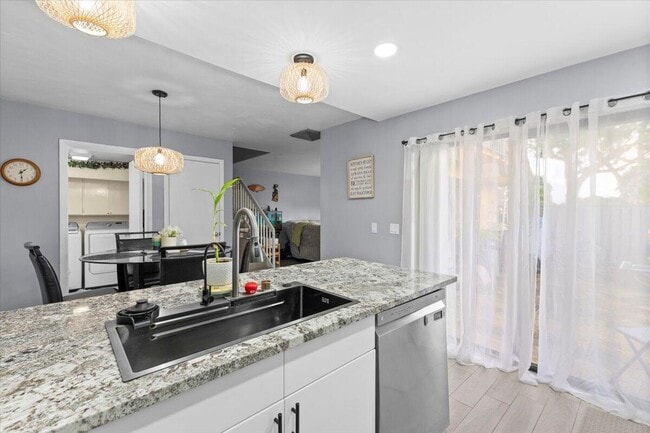 Photo - 2704 27th Way