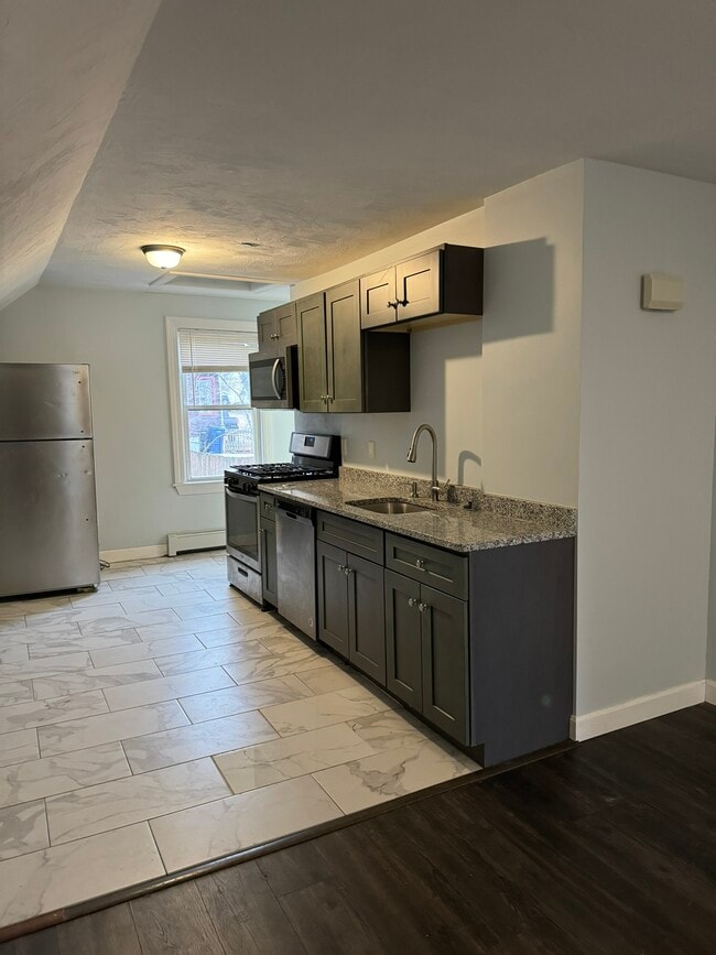 Photo - 155 Boston St Unit 3