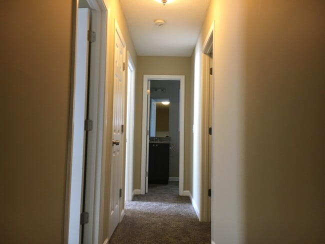 Photo - Perfect 3 Bedroom, 2 Bath Home For Rent