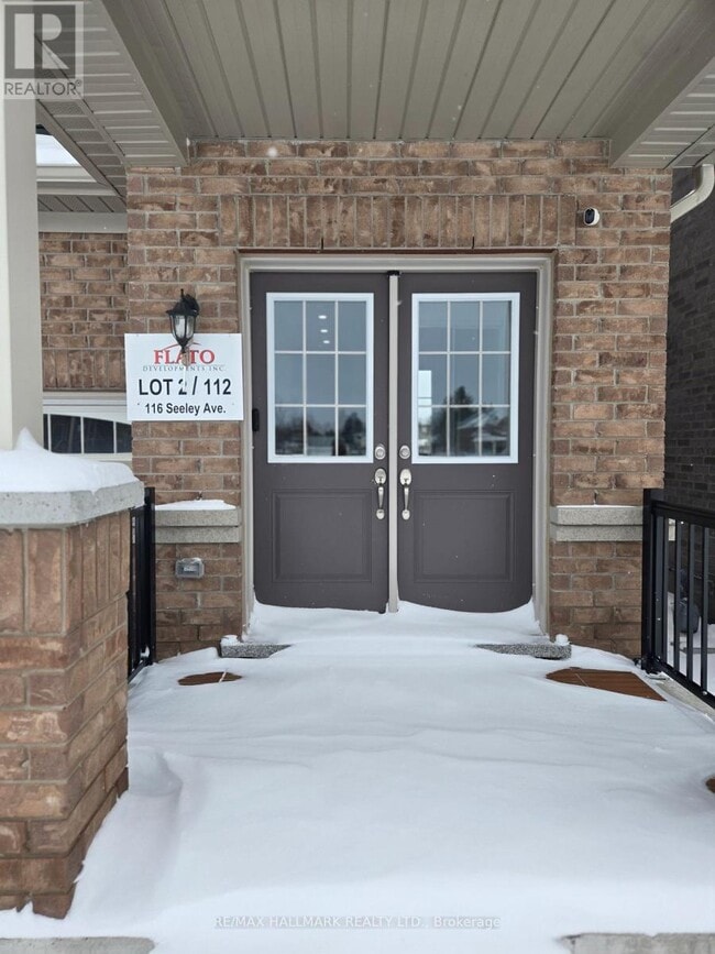 Photo - 116 Seeley Ave