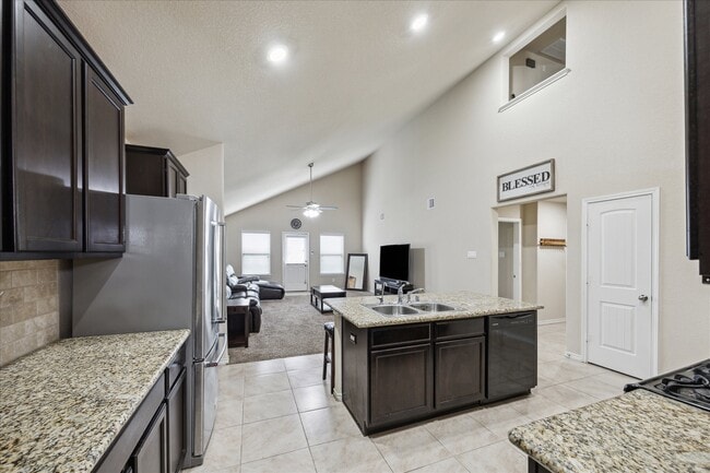 Building Photo - 18215 Sonora Brook Ln Rental