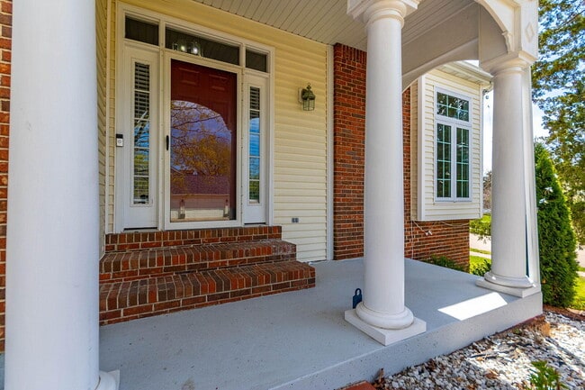Photo - 1110 Brookedale Ct
