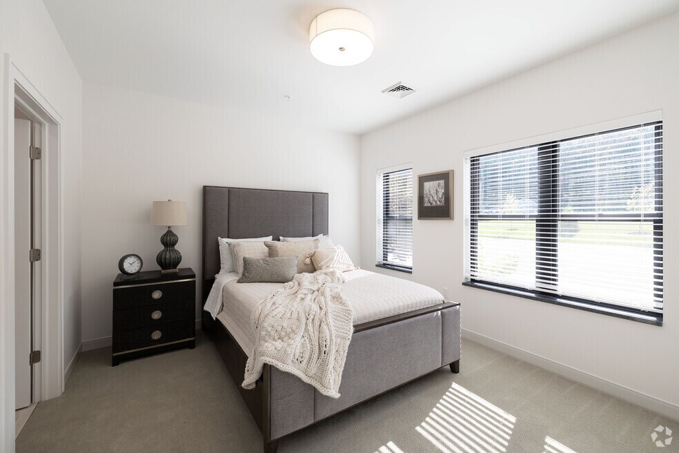 2BR, 2BA - 1,160SF - Primary Bedroom