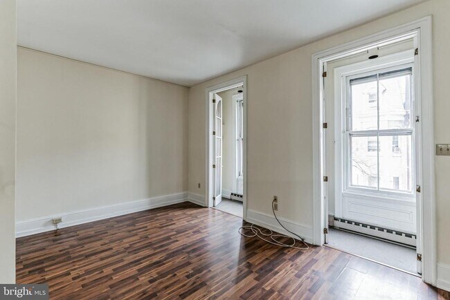 Photo - 141 N 21st St Unit 2F