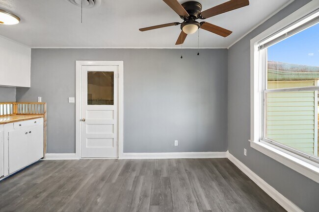 Photo - 506 Trinity St