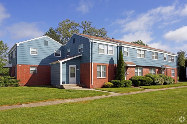Golfview Village