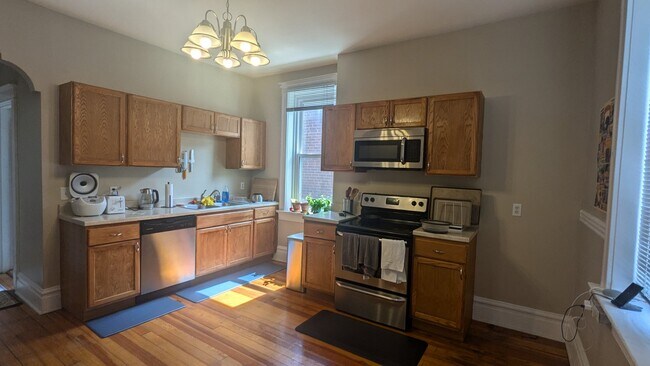2203 Jules St Unit 2203B