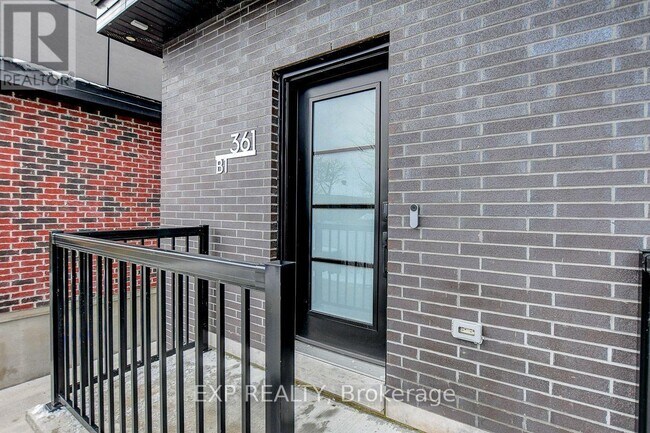 Photo - 361 Whitby Ave