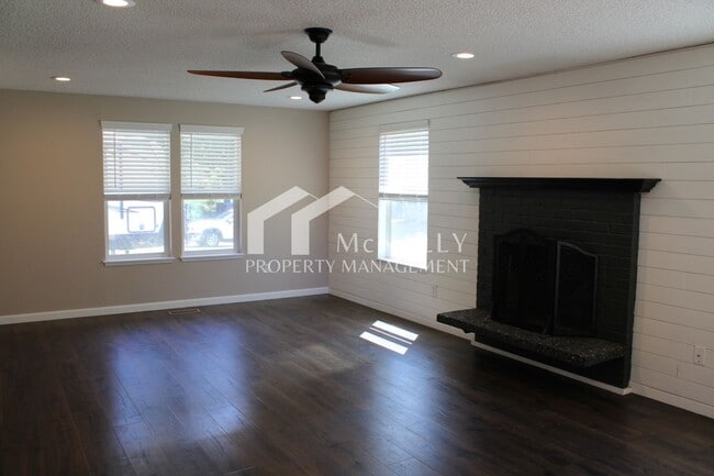 Photo - 3 Bedroom, 2 Bathroom Home with Garden Space in Gig Harbor