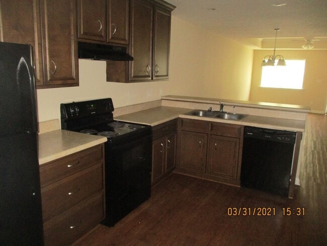 Photo - 127 Magnolia Ct