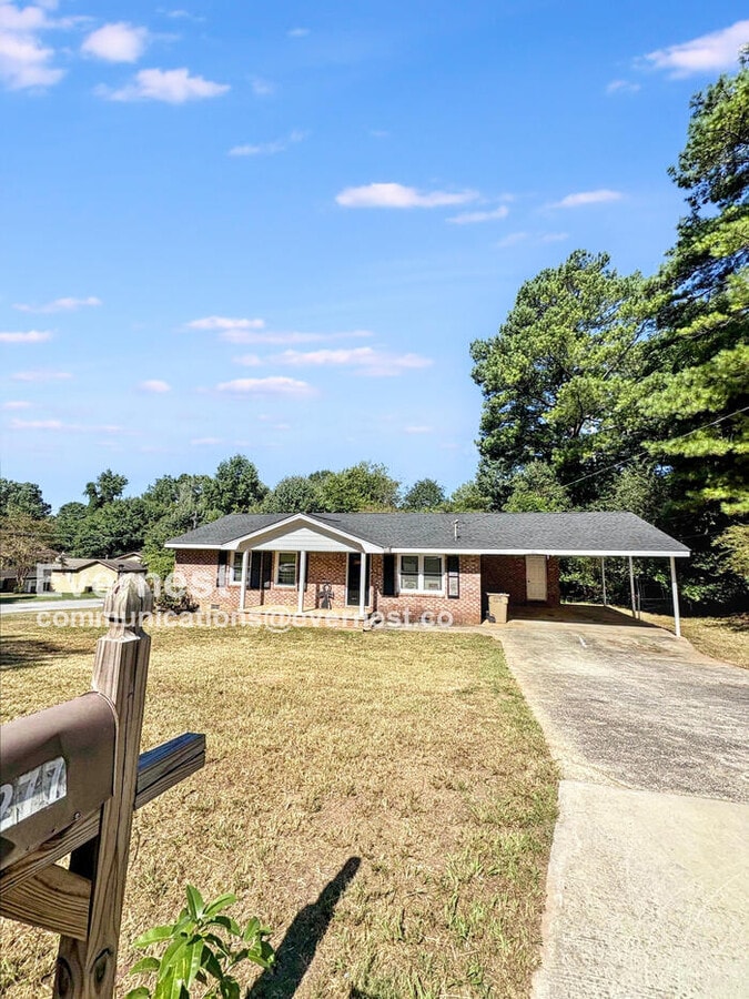 Photo - 8277 Redwood Dr House