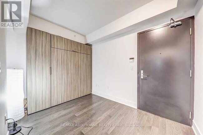 Photo - 955 Bay St. Unit 402