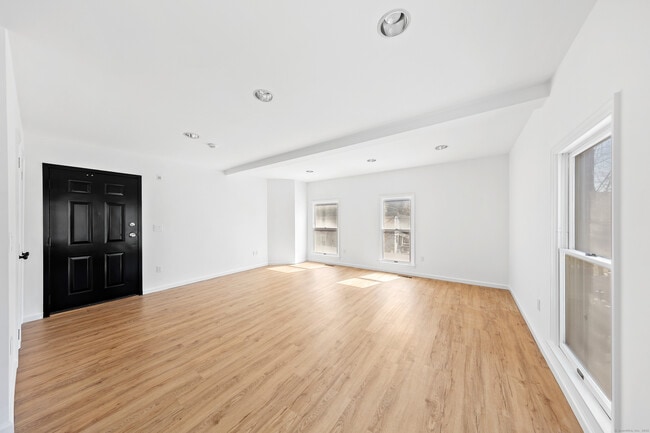 Photo - 38 Franklin St