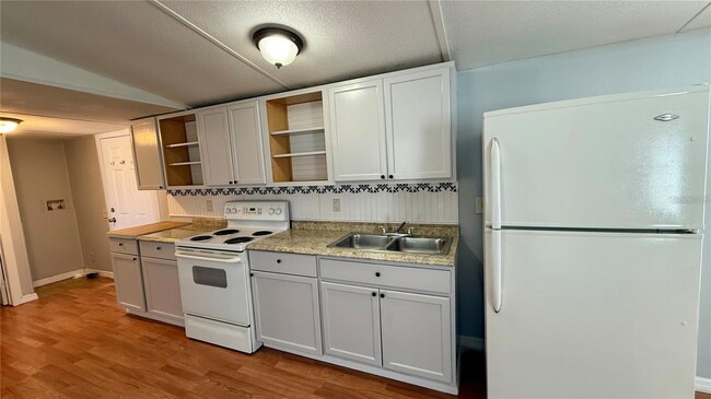 Photo - 639 Ellison Pkwy